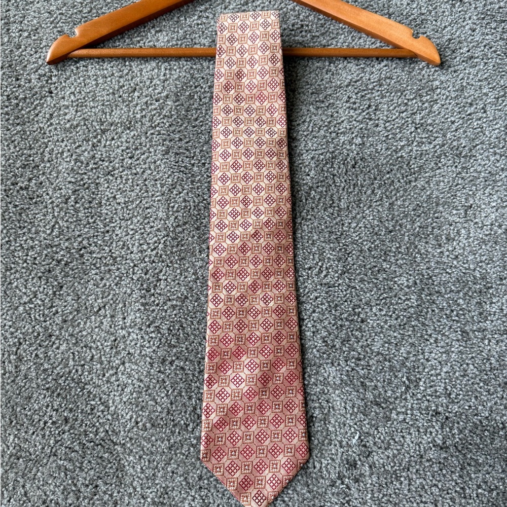 Hart Schaffner Marx Red and Gold Geometric Tie